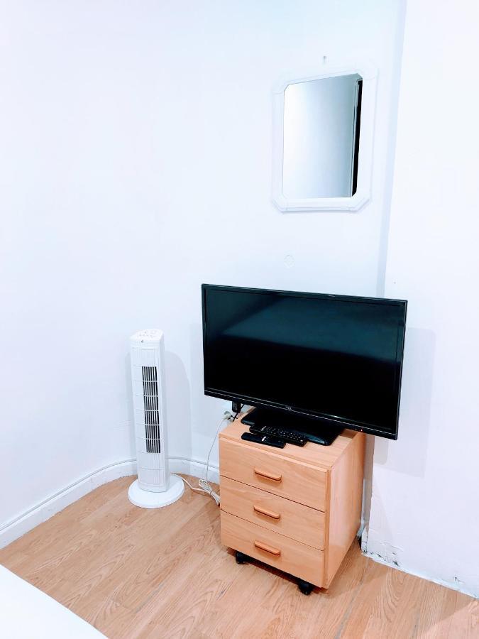 Habitacion Privada Con Cama Doble Valencia Exterior photo